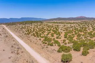 201 Entranosa/ E 1/2 Nw 1/4 Road 