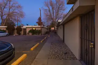 1100 Palomas Drive SE 