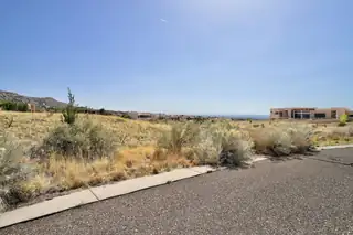 13600 Barranca Vista Court NE 