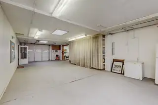 3821 Commercial Street NE 