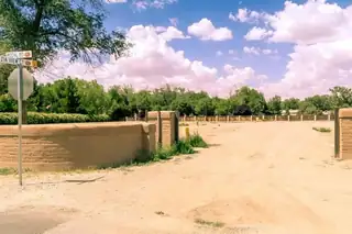 Zia View Court NW, Los Ranchos 