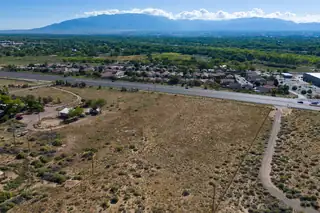 6409 Coors Boulevard NW 