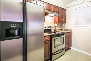 4200 MONTGOMERY Boulevard NE 115 