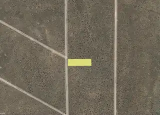 Carolyn (U21 B43 L45) Street NE 