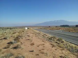 2113 King (U21B16L26 and 27) Boulevard NE 