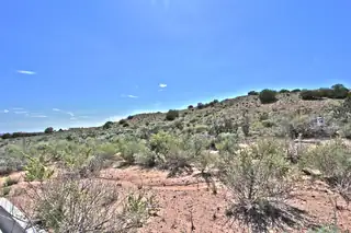 5725 Highland Meadows Drive NE 