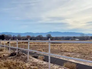 Lucky Charm Court, Los Lunas 