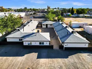 199 W Willoughby Avenue 