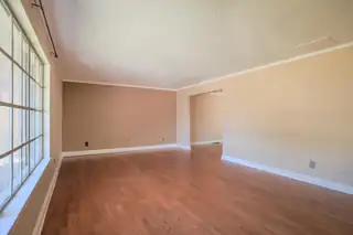 7908 SIERRA AZUL Avenue NE Living Room