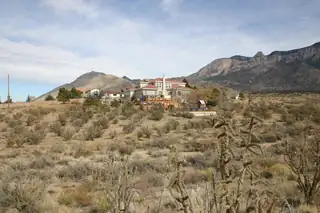 10650 ELENA Avenue NE 