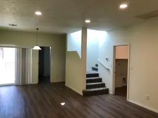 247 SAN CLEMENTE Avenue NW 