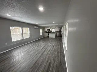 4916 Moore Circle Kitchen