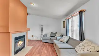 1118 LAS ROSAS Drive 