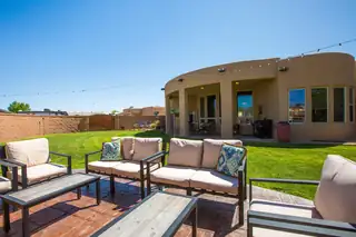 6908 ROBLE BLANCO Drive SW Patio