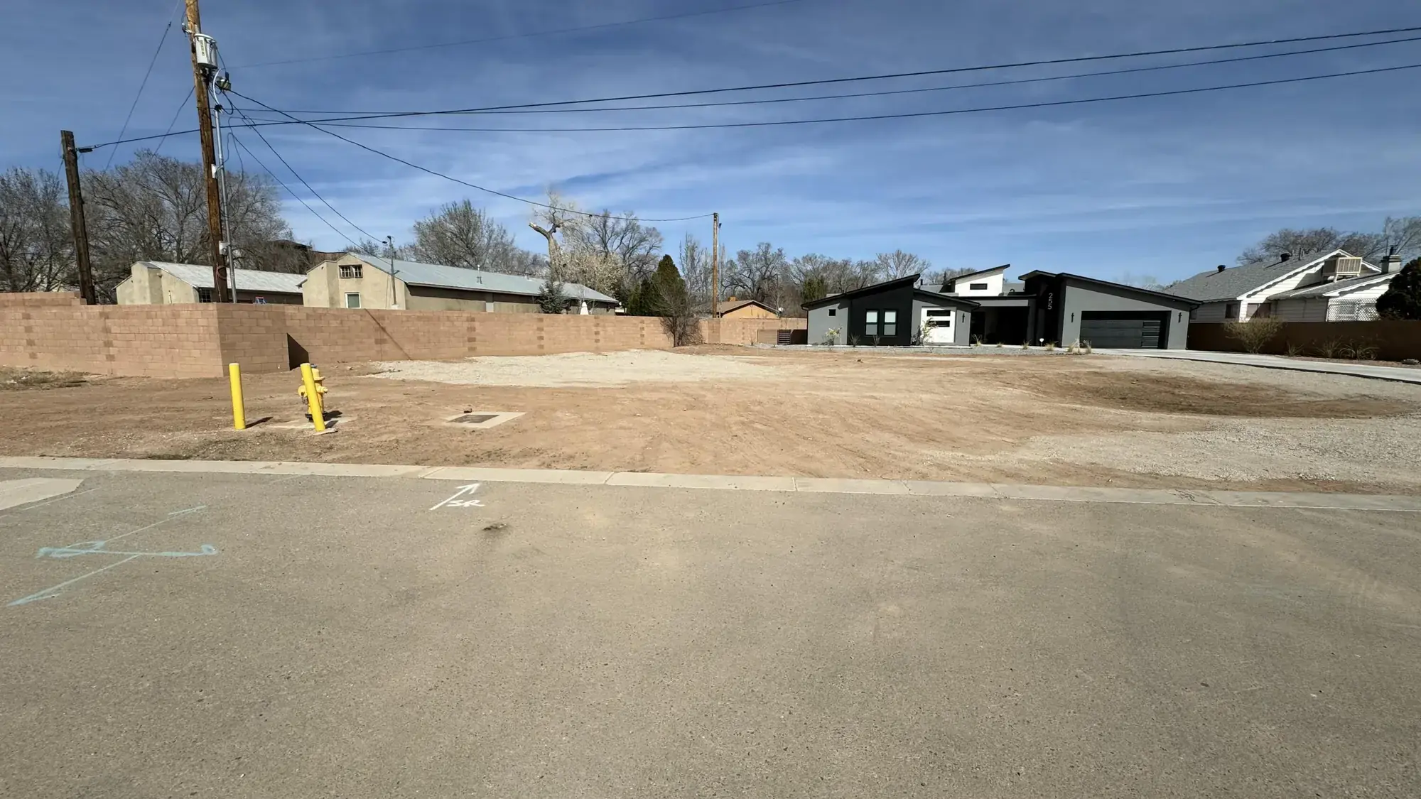 253 VALLE ENCANTADO Drive NW