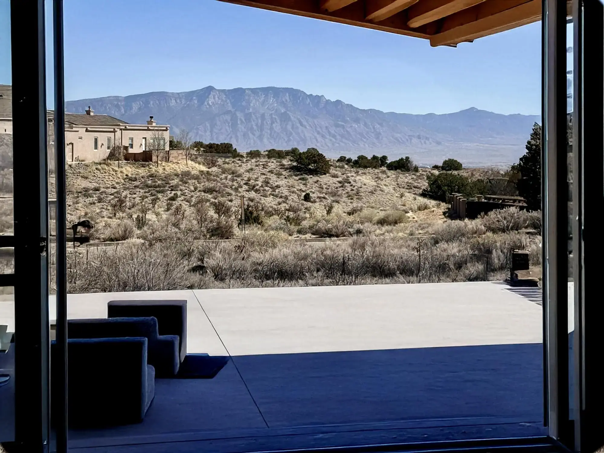 5801 Highland Meadows NE