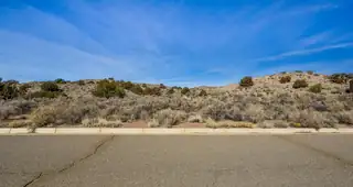 5801 Highland Meadows NE 