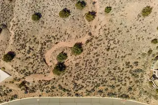 5801 Highland Meadows NE 