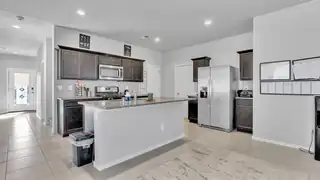 889 Tazanita Loop SE 