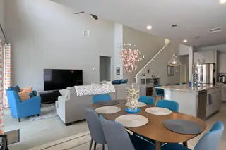 2539 McCauley Loop NE 