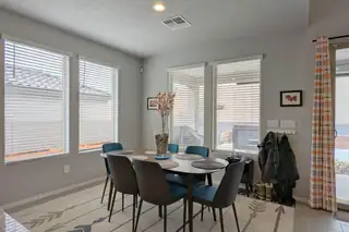 2539 McCauley Loop NE 