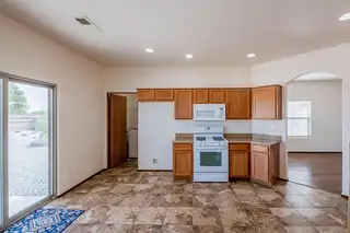6639 MOUNTAIN HAWK Loop NE Kitchen