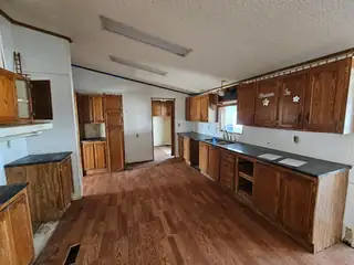 203 N LASSITER Street Kitchen