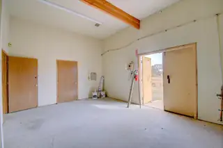 6200 Coors Boulevard SW 