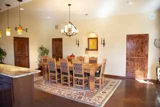 698 NM-94 Dining Room