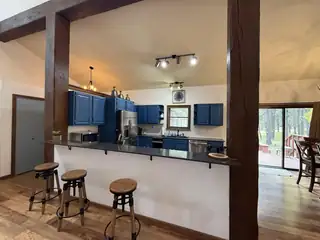 10 Woodland Drive Dining Room