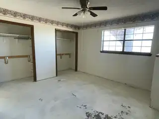 715 N Walker Street Bedroom