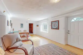 16 Bennet Road Living Room