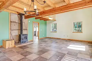 101 TURKEY Trail Living Room