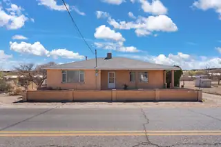 2700 MALPAIS Road SW Exterior Front