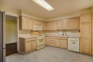 1801 JUNE Street NE Kitchen