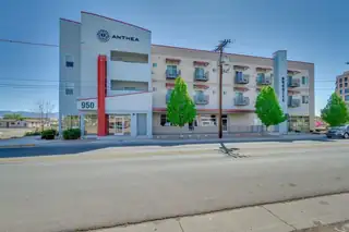 950 4th Street 303, Albuquerque