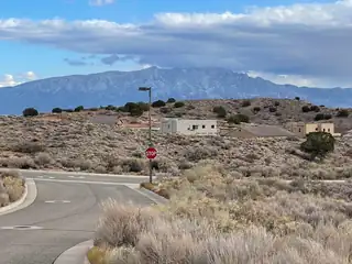 1712 Meadows Point Pl NE 