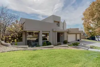 12407 Pristine Court NE 