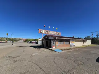 1124 Will Rogers Drive 