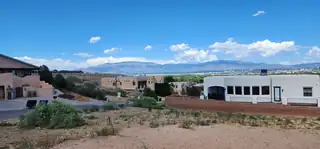 1752 CLIFFSIDE Drive NW 