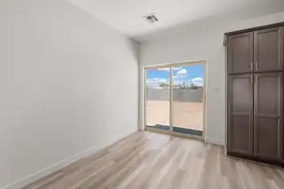 2507 Calle del los Claveles 