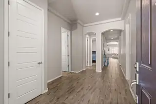 4288 CROWNED EAGLE Loop NE 