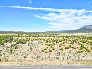201 ENTRANOSA/ Lot 5 Road 