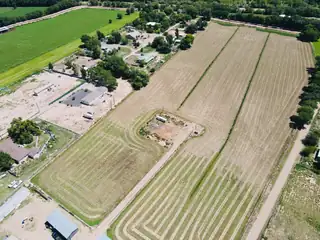 91 Camino de los Chavez 