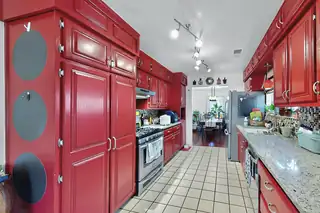 12120 Phoenix Avenue NE Kitchen
