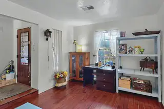 12120 Phoenix Avenue NE Home Office