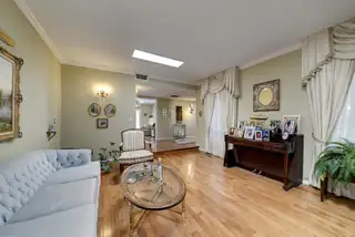 6101 Quemado Drive NE Living Room