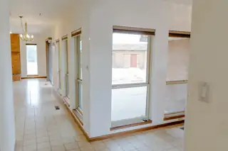 384 Don Street SE Living Room