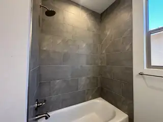 3117 Wolf Tail Loop NE 