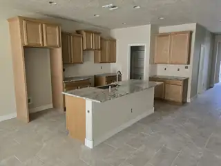 6729 SYDNEY Drive NE 